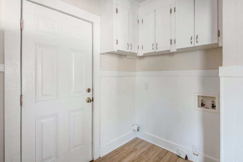 2755 E Surrey Dr #A - Photo 6 of 16