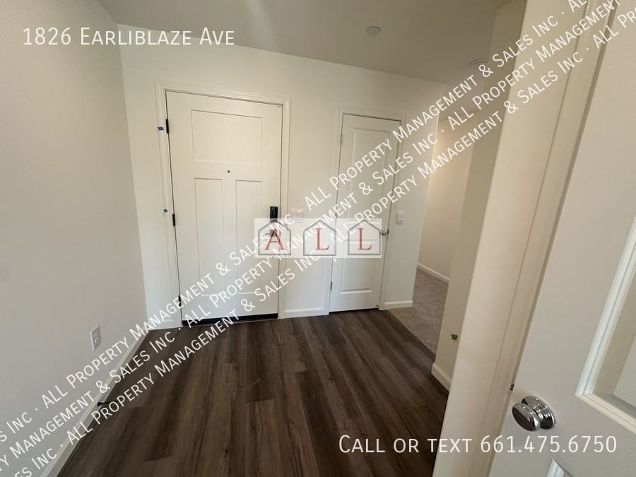 1826 Earliblaze Ave - Photo 3 of 28