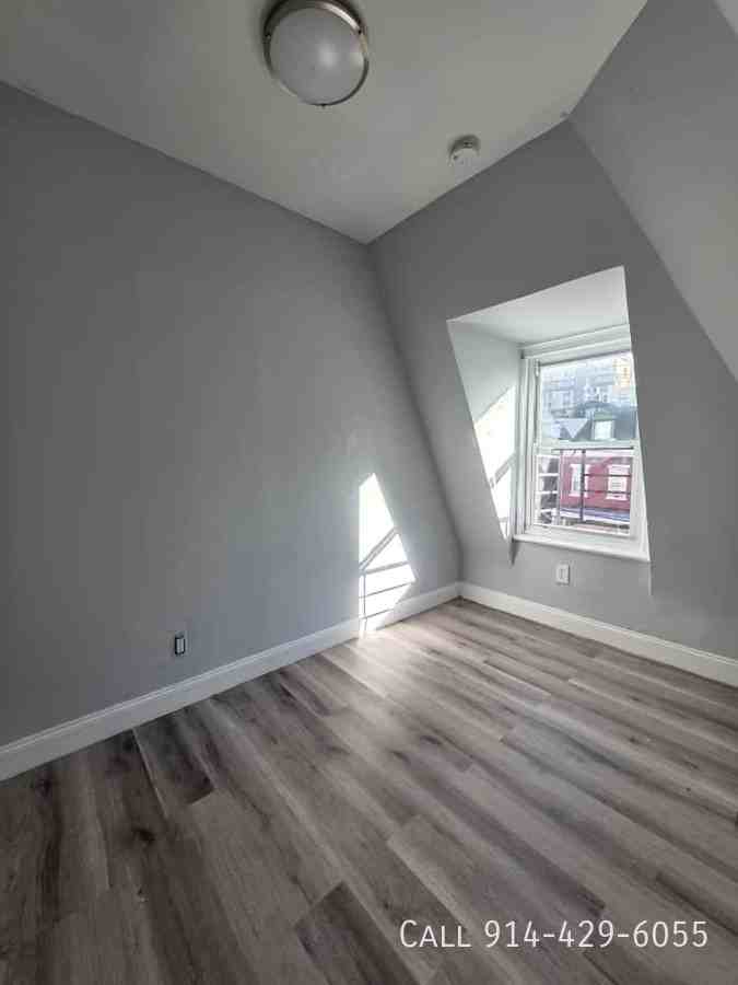 157 Buena Vista Ave - Photo 5 of 9