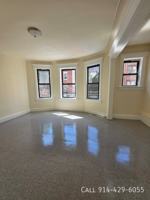 featured image of 15 Lawrence St