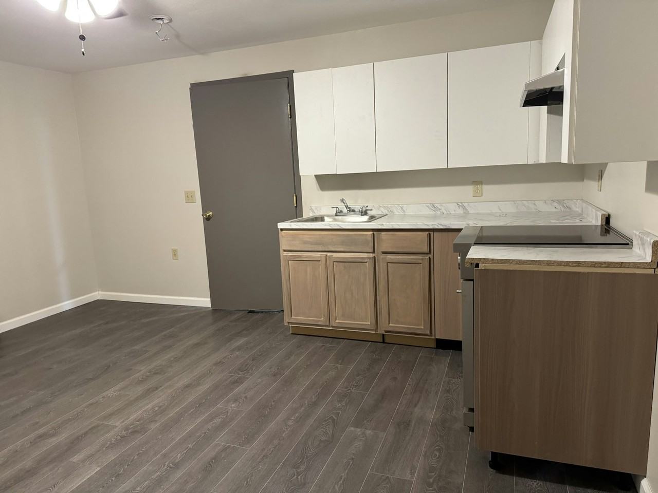 355 S Main St, Unit A5 - Photo 2 of 8