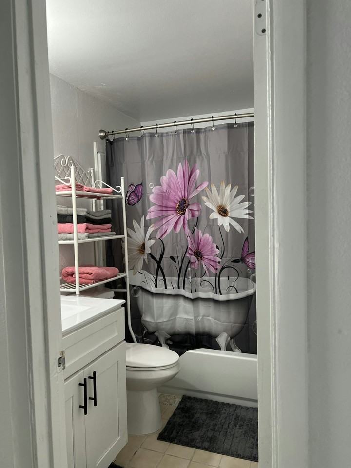 6915 Dimarco Rd - Photo 2 of 16