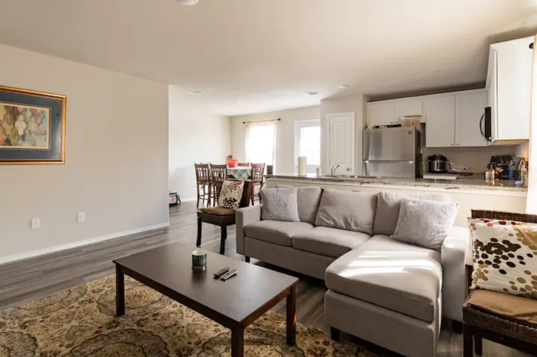 8234 Glasgow Dr, Unit 1 - Photo 3 of 13