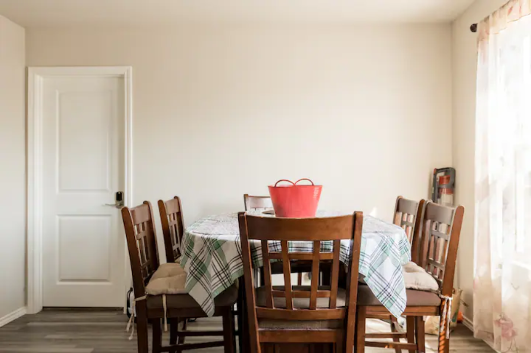 8234 Glasgow Dr, Unit 1 - Photo 6 of 13