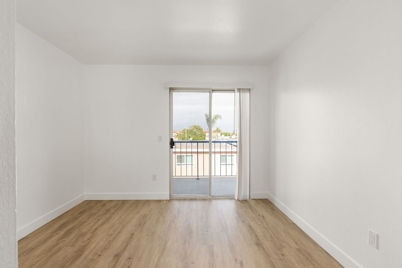 Mar at Grove - Photo 6 of 19