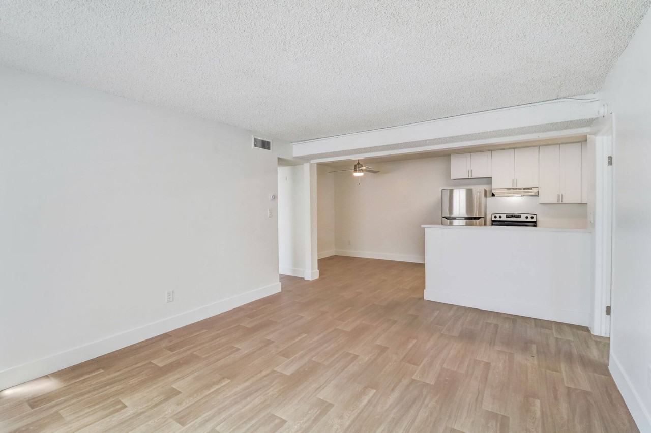 Terre at Sandalwood - Photo 7 of 21