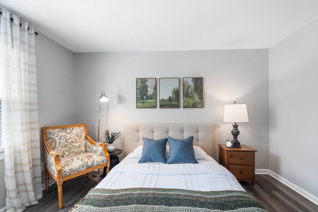 Lake Castleton Apartments - Photo 7 of 24