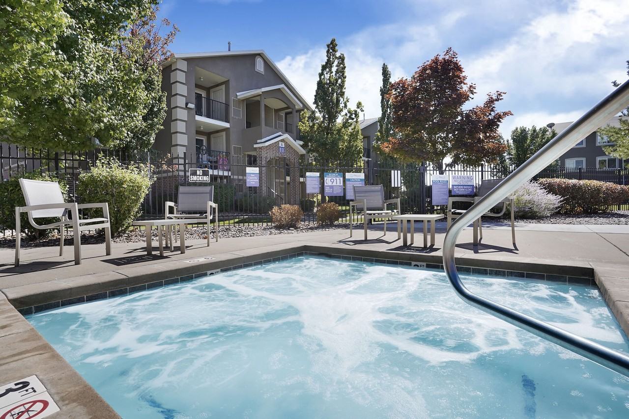 The Falls at Canyon Rim - Photo 4 of 28