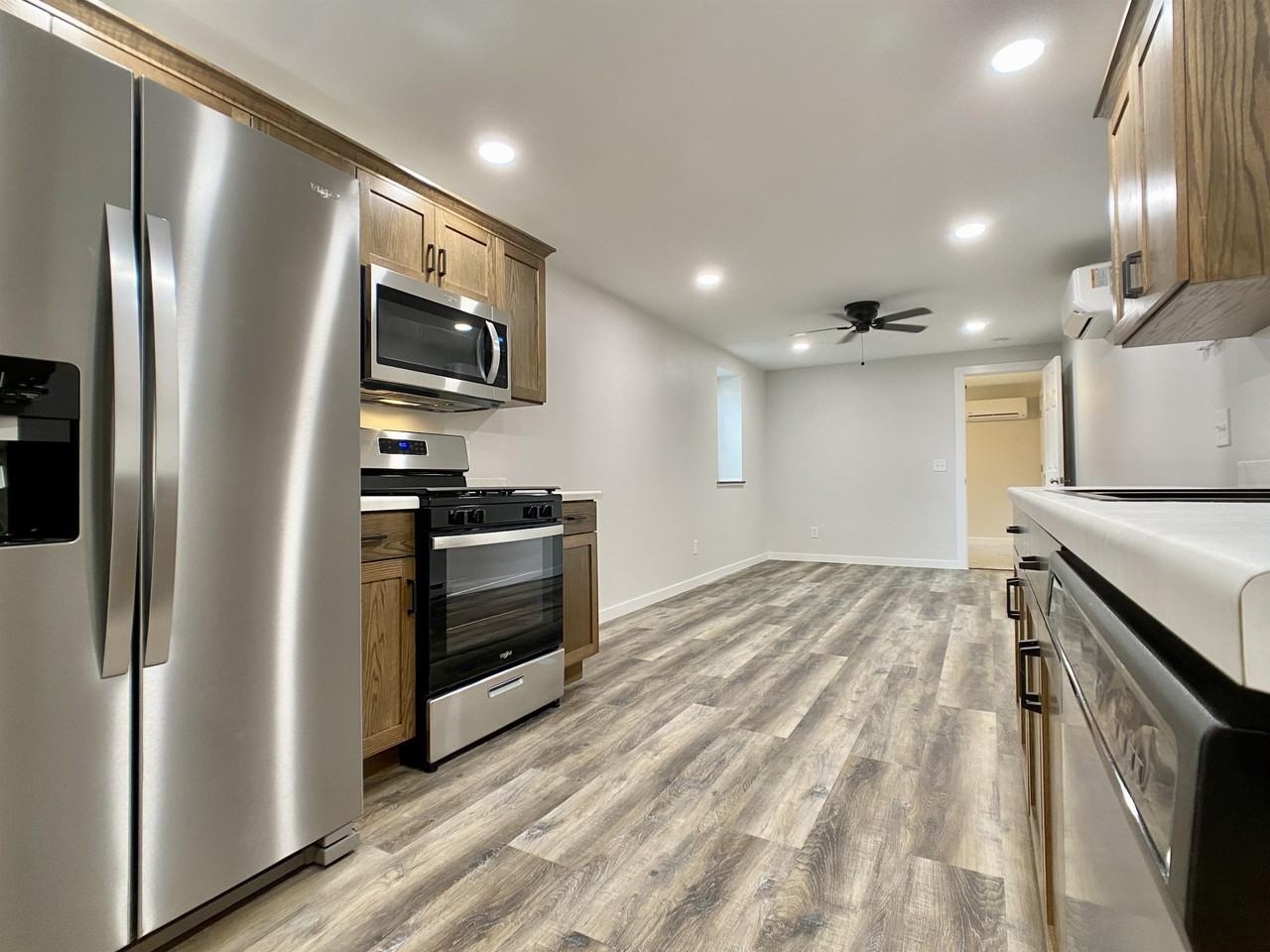 423 Adams Avenue - Photo 2 of 20