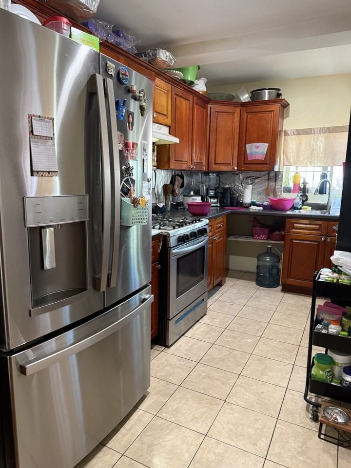 2136-2138 Harrison Ave - Photo 6 of 10