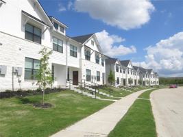 featured image of 2103 Jax Dr