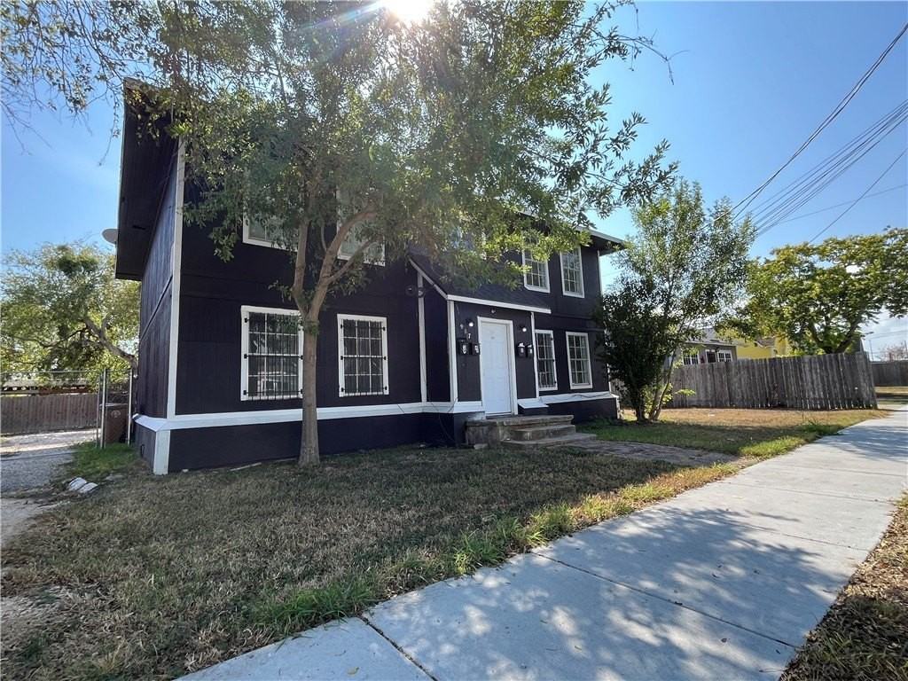 907 Elizabeth St Apt 1 #1