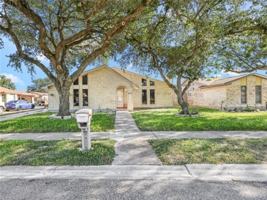 featured image of 7405 Convair Dr