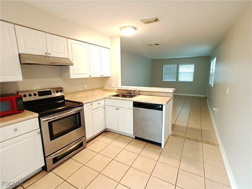 3420 Skyline Blvd Apt 104 #104 - Photo 5 of 13