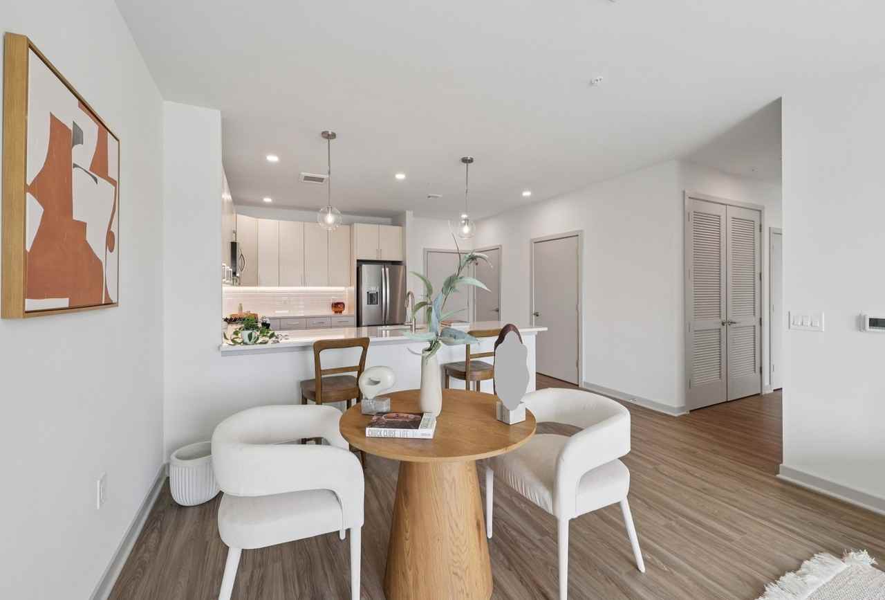 Sylvan Woods Howell - Photo 7 of 35