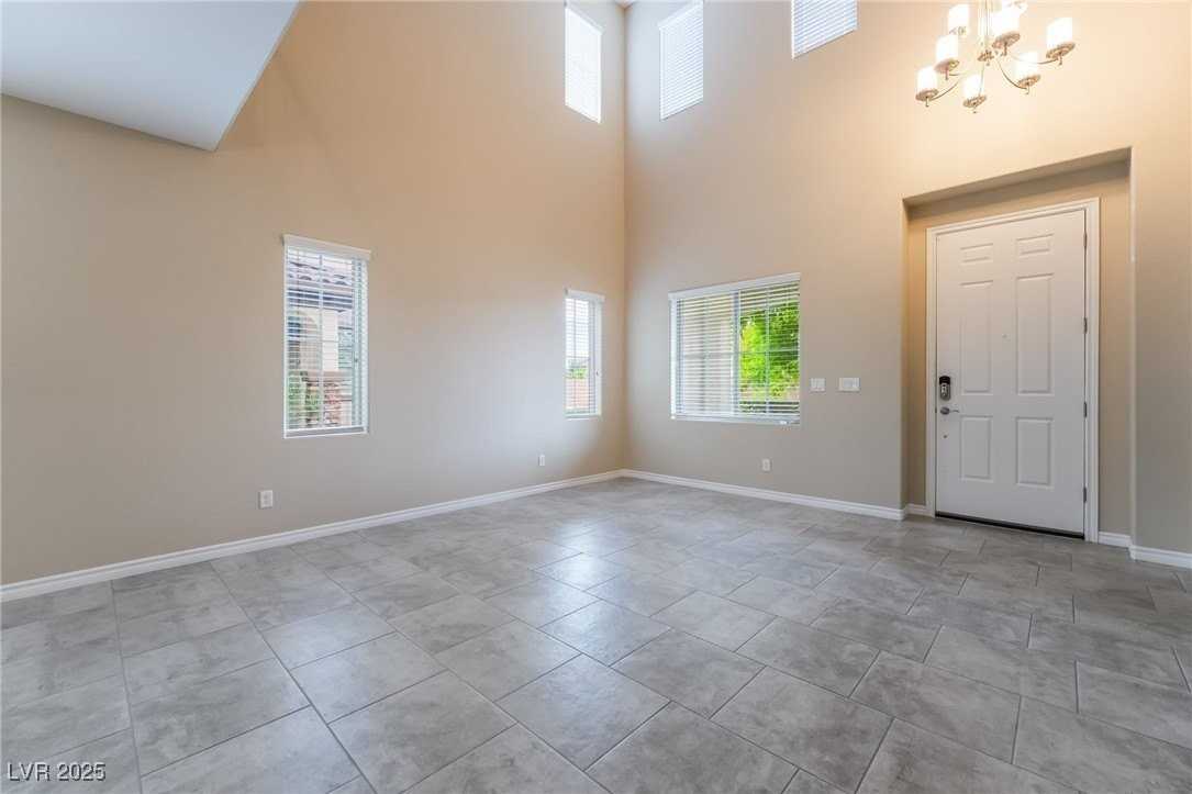 1088 Via Alloro - Photo 7 of 50