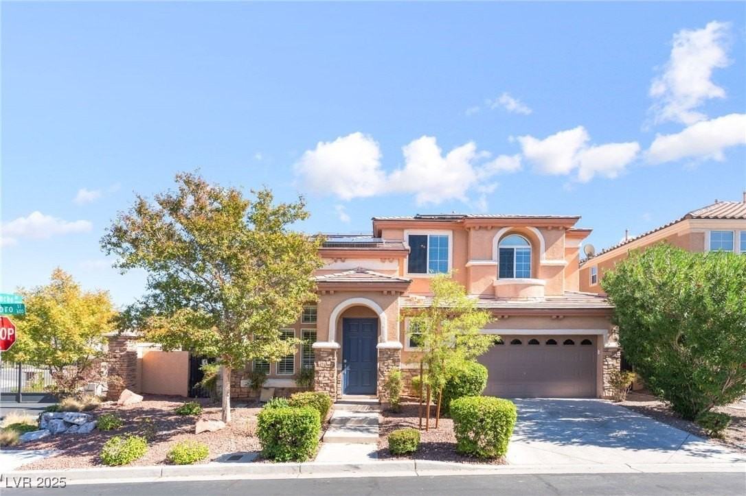 600 El Lorro Street - Photo 2 of 25