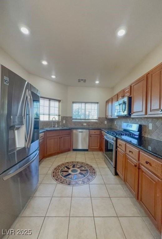 1353 Robbers Roost Ave - Photo 7 of 30