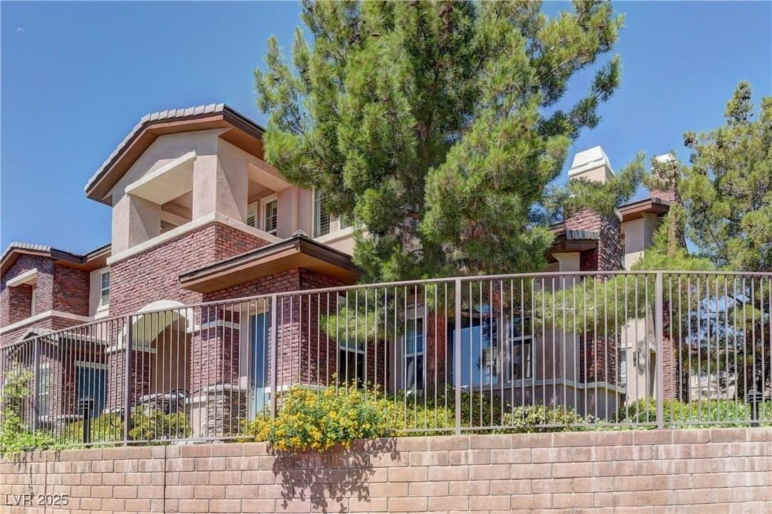 11280 Granite Ridge Dr #1041 - Photo 2 of 40