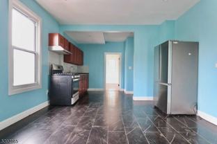 255 Magnolia Ave - Photo 1 of 1