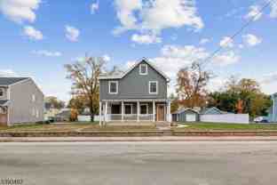937 Ringwood Ave - Photo 1 of 1