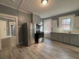 524 E Jersey St #2L - Photo 1 of 1