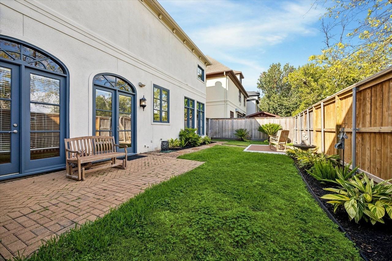 6323 East Mystic Meadow - Photo 2 of 15