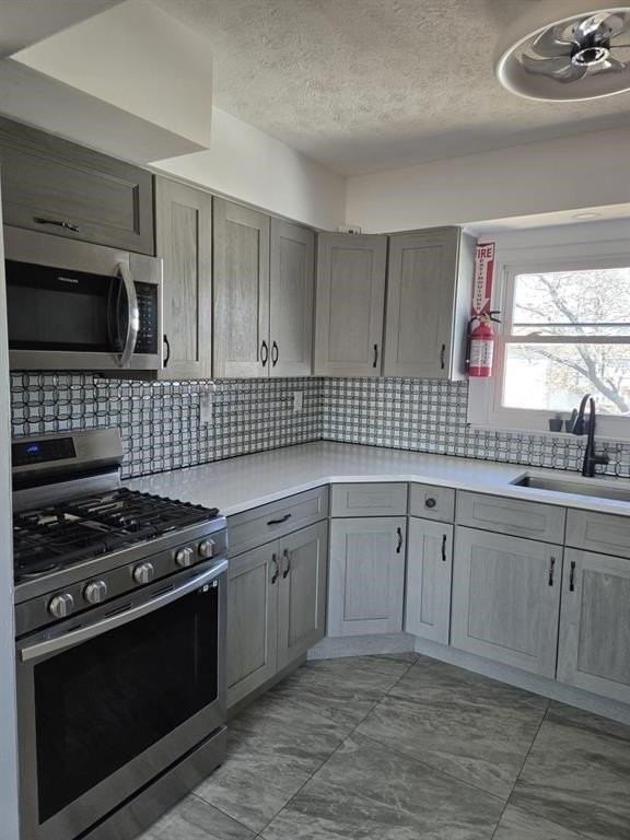 707 Cedar St #2 - Photo 3 of 20