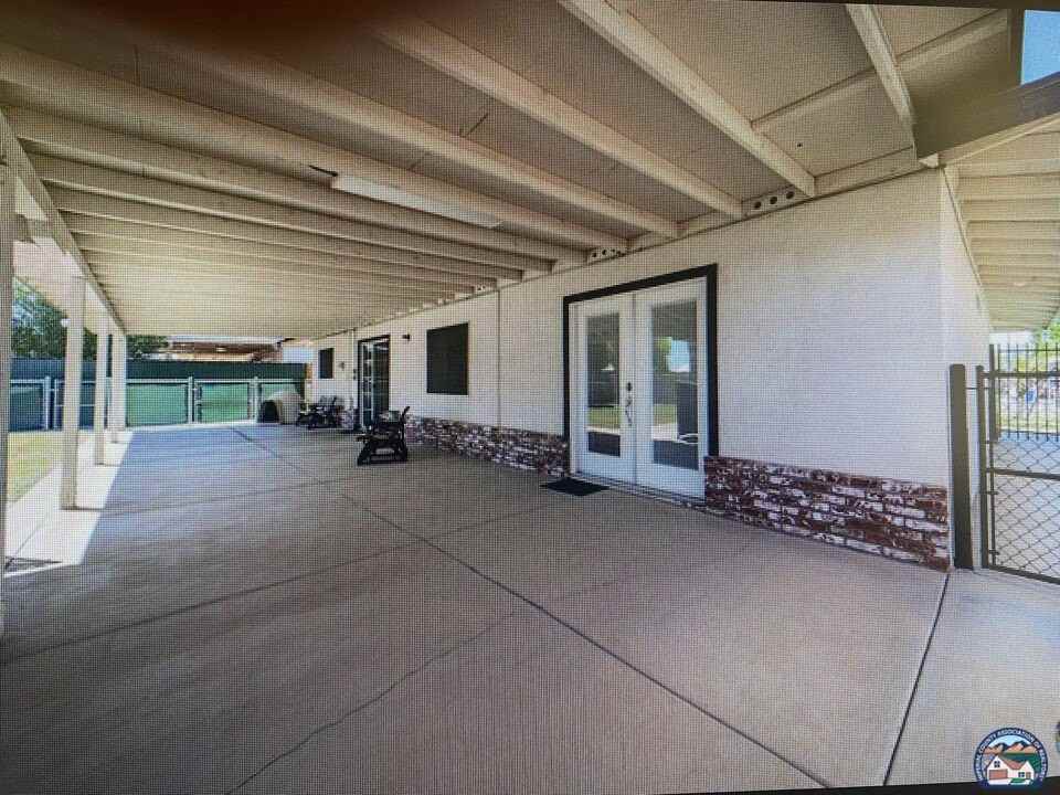 1757 Ocotillo Dr - Photo 3 of 4