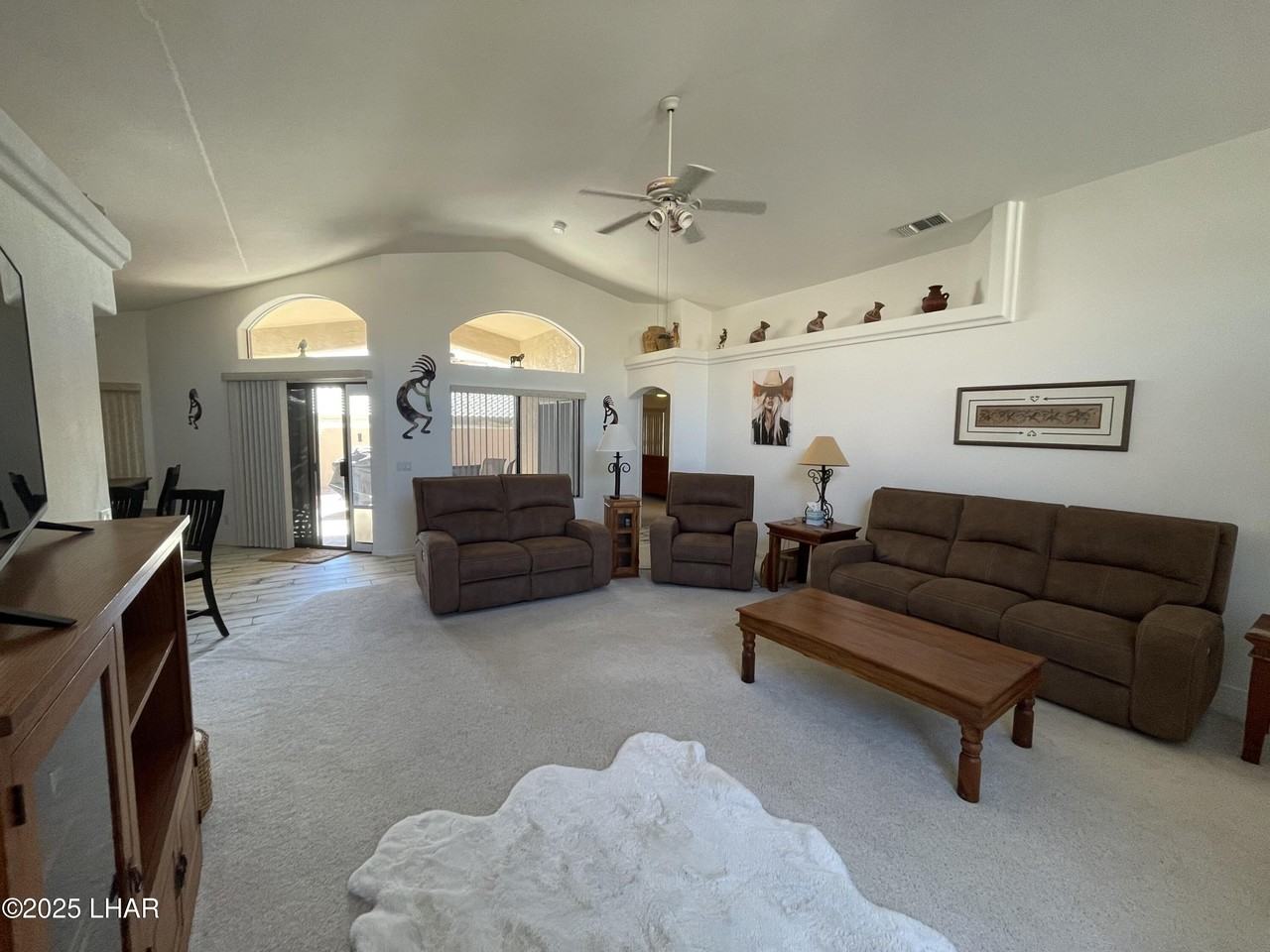 2418 E George Ln - Photo 7 of 25