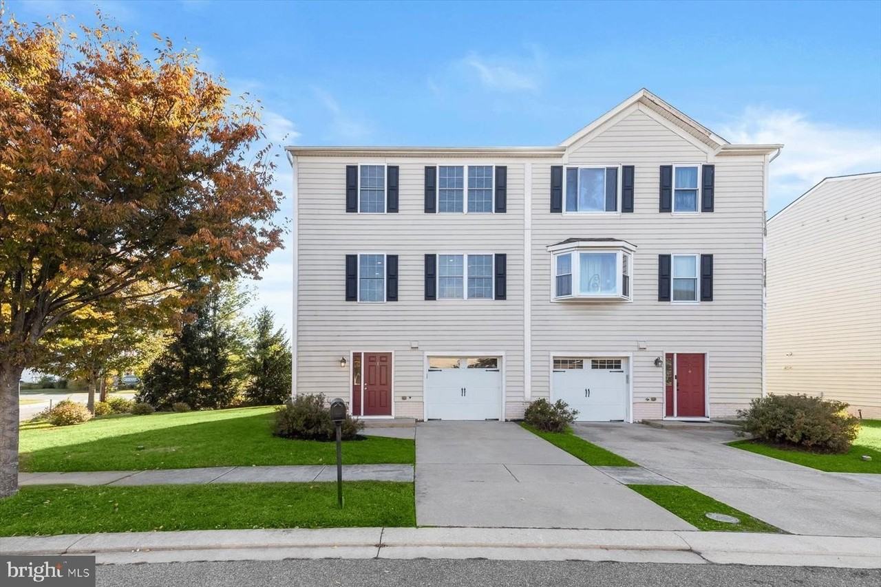 1 Karendale Ct - Photo 2 of 41