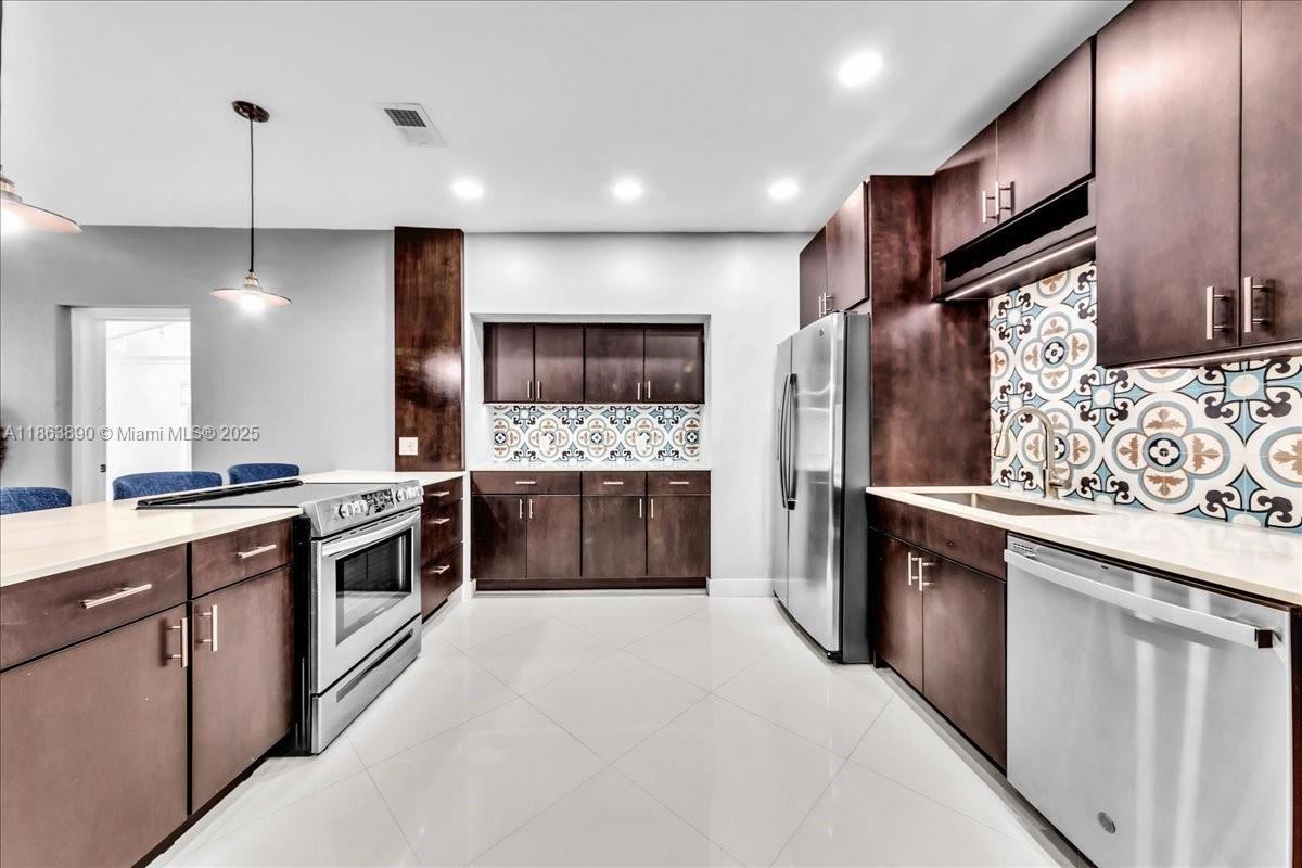 7341 Sw 64th Ct - Photo 7 of 8