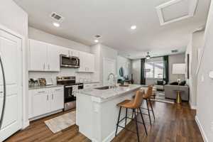 featured image of 4007 North Buddy Hayes Boulevard #4007