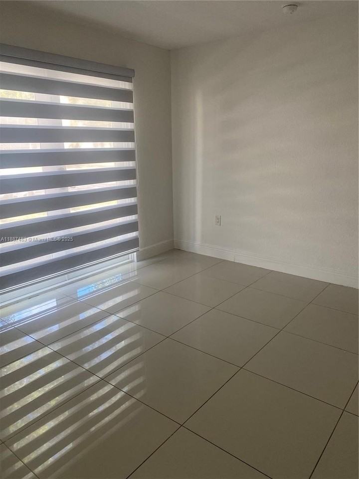 14362 Sw 258th Ln #14362 - Photo 7 of 19