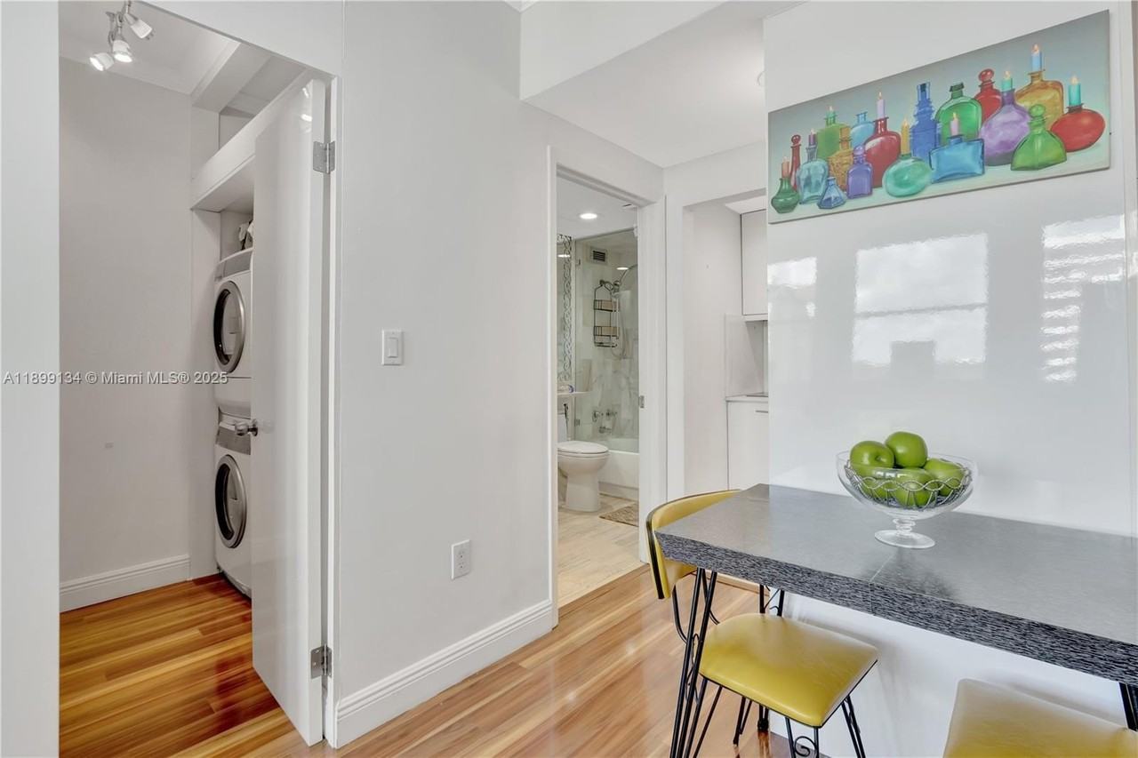 700 Biltmore Way #716 - Photo 3 of 17