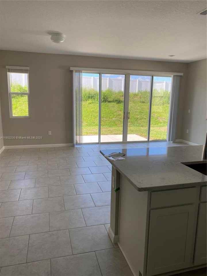 308 Lake Smart Cir #308 - Photo 3 of 25