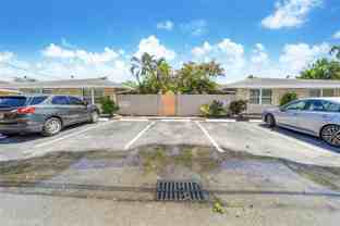 924 Ne 17th Ter #7 - Photo 1 of 1