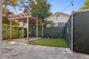 218 Sw 6th Ave - Photo 1 of 1