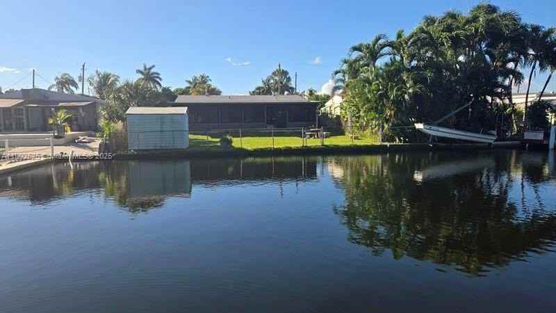 2622 Sheridan St #0 - Photo 3 of 18