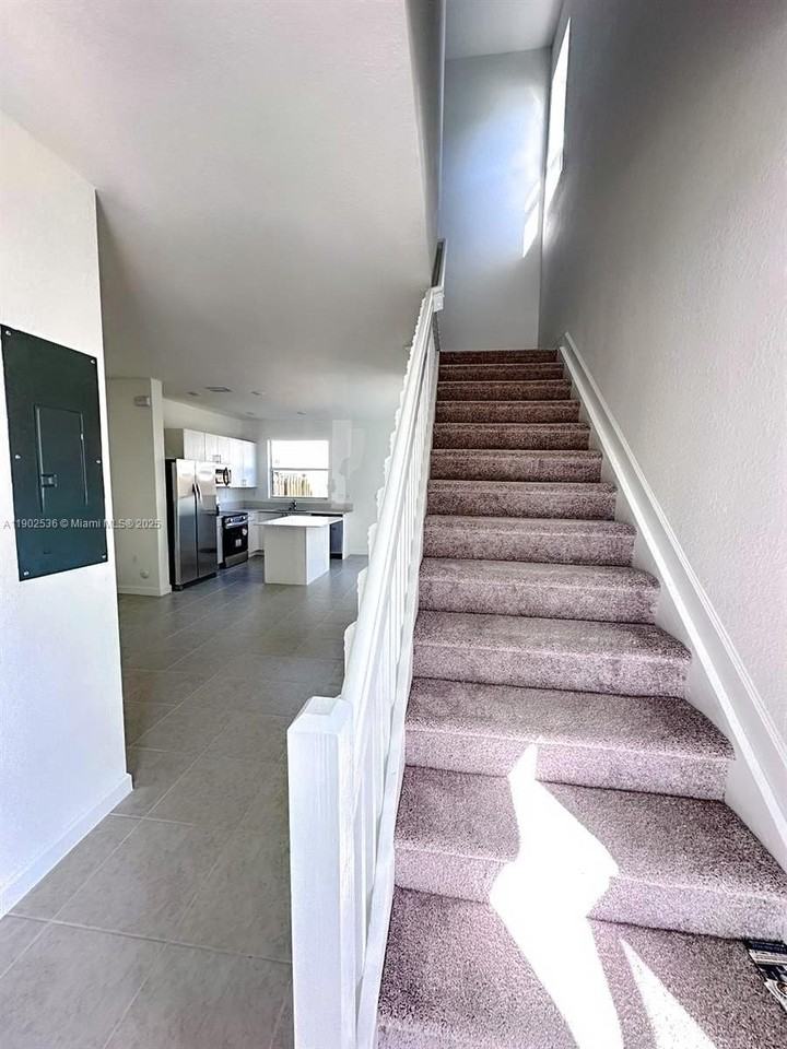 16261 Sw 292nd St #16261 - Photo 7 of 21