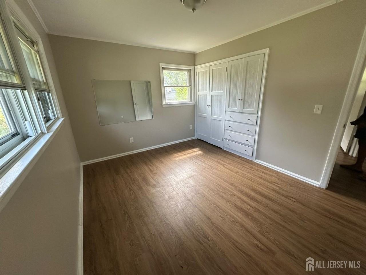 1075 Fireside Avenue - Photo 6 of 16