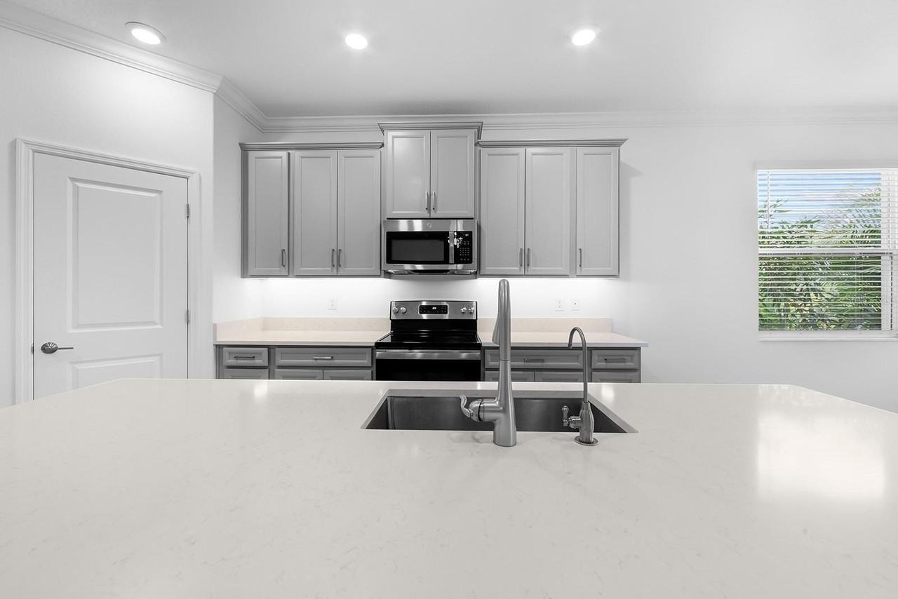 14265 17th Court East - Photo 6 of 42