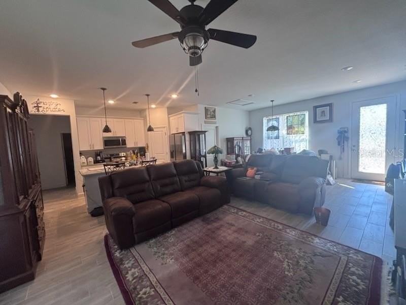 446 Cinnamon Dr - Photo 7 of 19