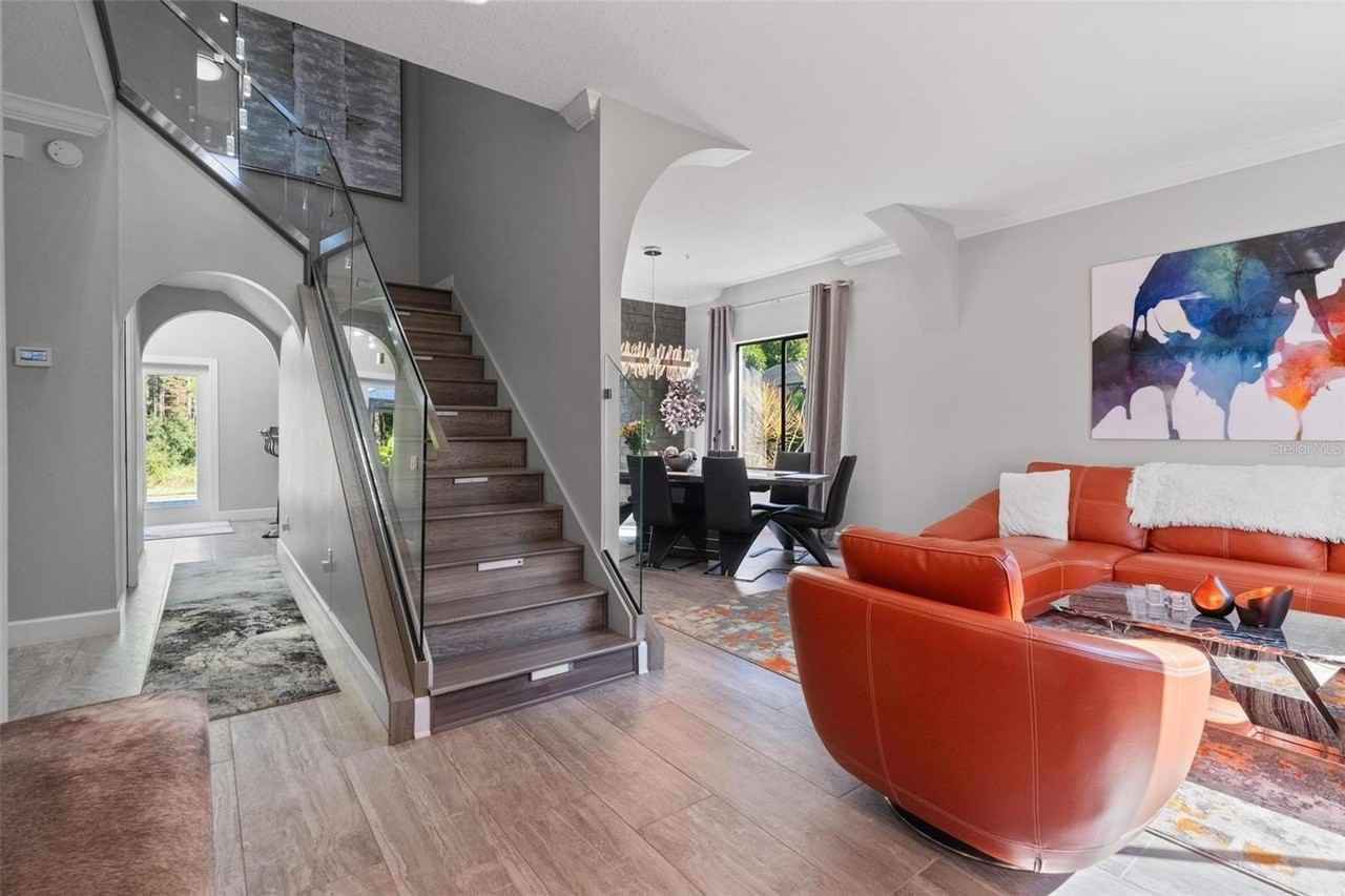 13228 Royal George Ave - Photo 4 of 41