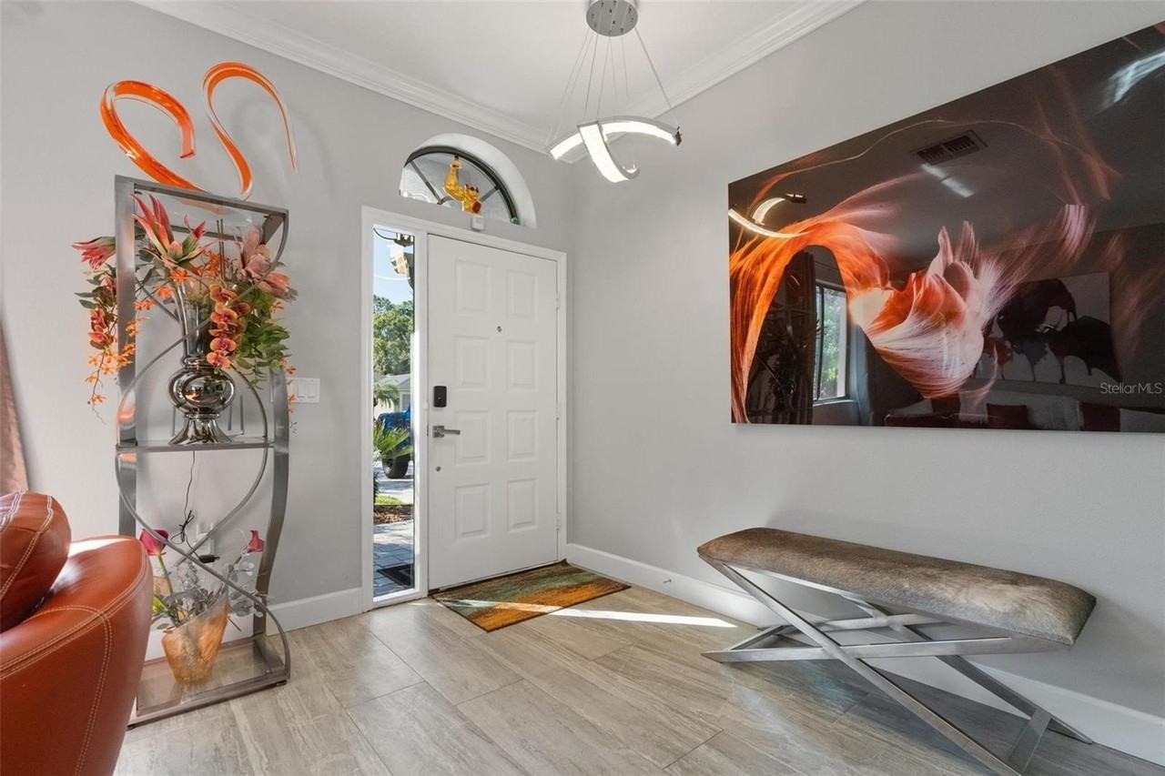 13228 Royal George Ave - Photo 5 of 41