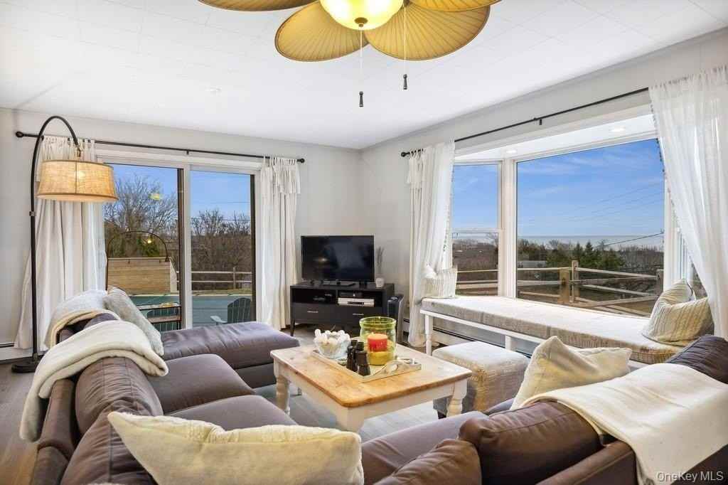 70 S Delrey Rd - Photo 2 of 22