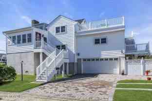 101 Saint Louis Ave - Photo 1 of 1