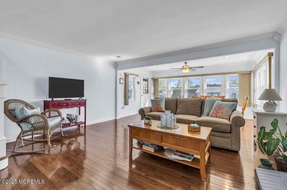 101 Saint Louis Ave - Photo 7 of 39