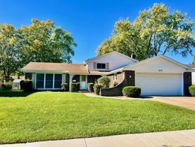 2112 N Kennicott Dr - Photo 1 of 1