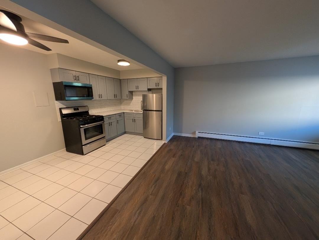 7925 W 103rd St #8 - Photo 2 of 10